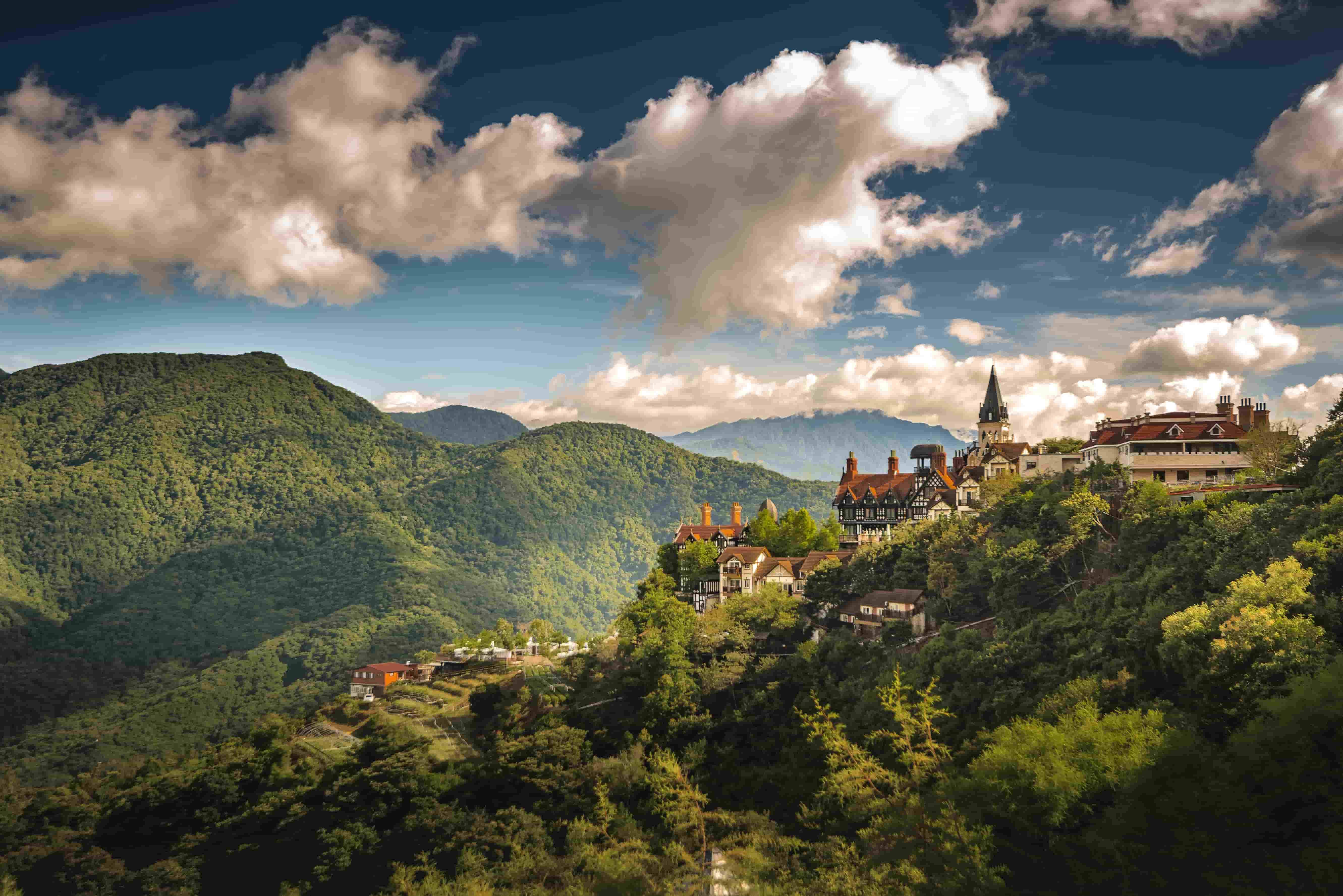 10 Best Places to Visit in Georgia